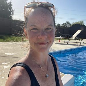 Meet your Posher, Kara